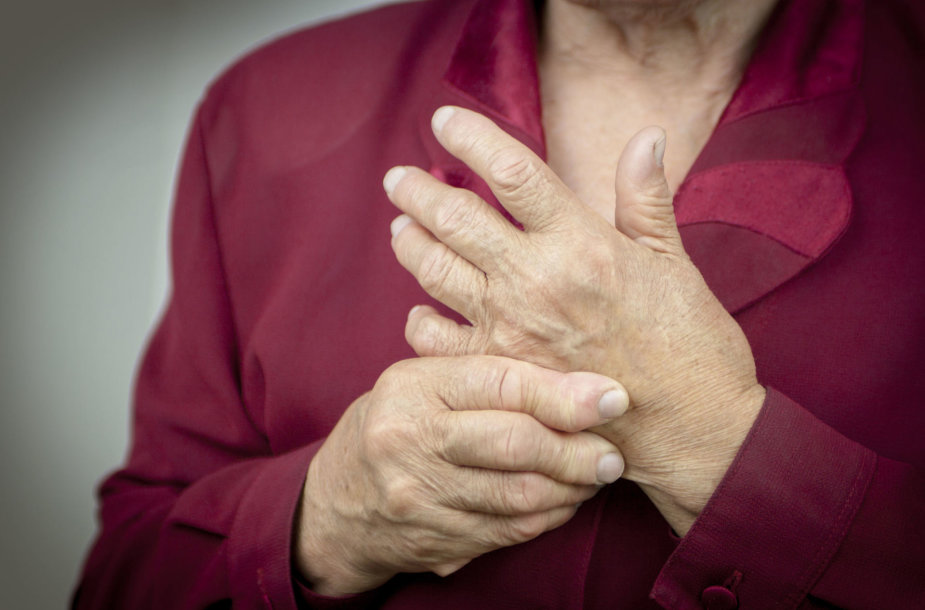 artritas sąnarių gydymas liaudies gynimo priemonės
