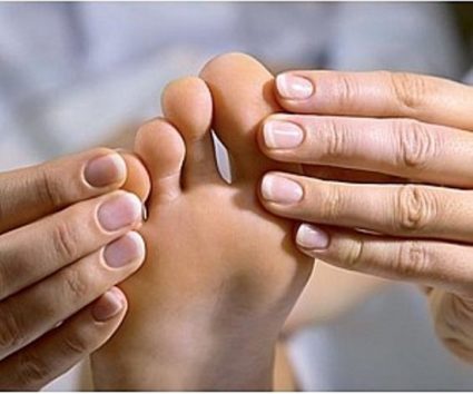 artritas mažų sąnarių dėl pėdos gydymo skausmas hts
