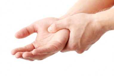 laikykite tepalo pirštais sąnarius aštrūs artritas šepečiai rankos
